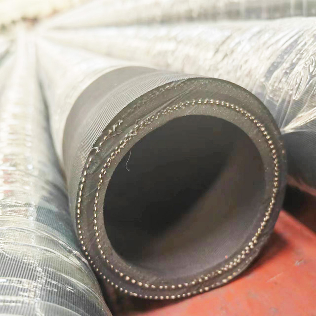 Bulk material suction hose - wrapped surface 150 psi